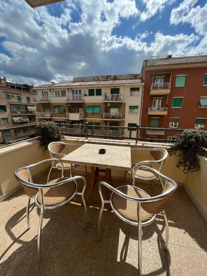 Vatican Walls Apartment Рим Экстерьер фото